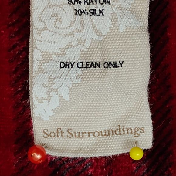 Soft Surroundings Blouse Size Large Red Festive Velvet Button Down - Picture 13 of 14